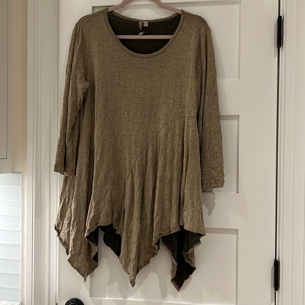Comfy USA top.